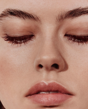 Rouge H Mascara